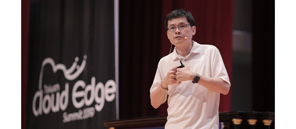 將來銀行籌備處資訊長兼技術長周旺暾,在2019臺灣雲端大會擔任Keynote。
