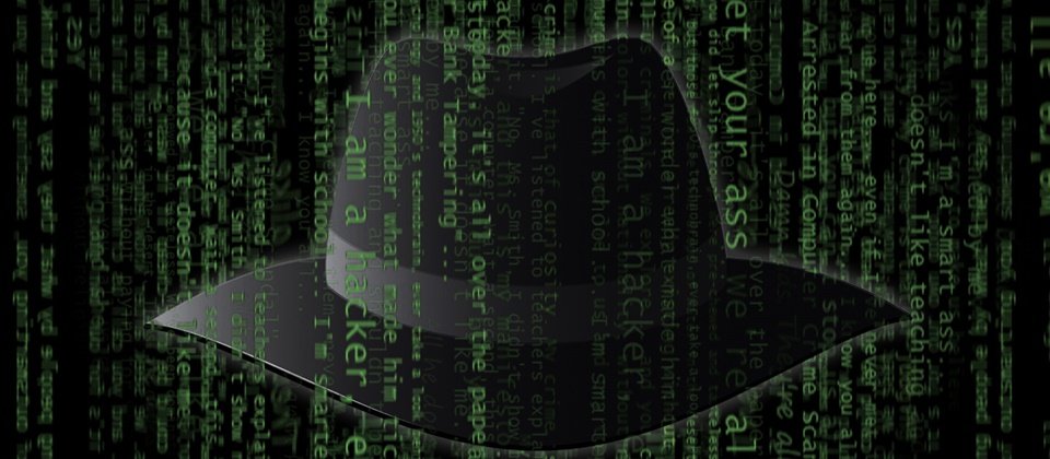駭客要錢,所以在臺灣便鎖定有利可圖的金融業,作為主要入侵的產業;但是,駭客除了勒索錢之外,2018年要舉辦國會議員與總統大選的國家,都有可能遭到駭客操弄假新聞的影響,不可不慎。