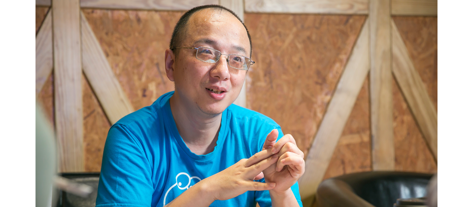 交大AI學院副教授魏澤人認為,雖然在資料科學領域的應用不多,但TensorFlow已經開始支援Swift,比起Julia,Swift有潛力成為Python更大的競爭對手。(攝影/洪政偉)